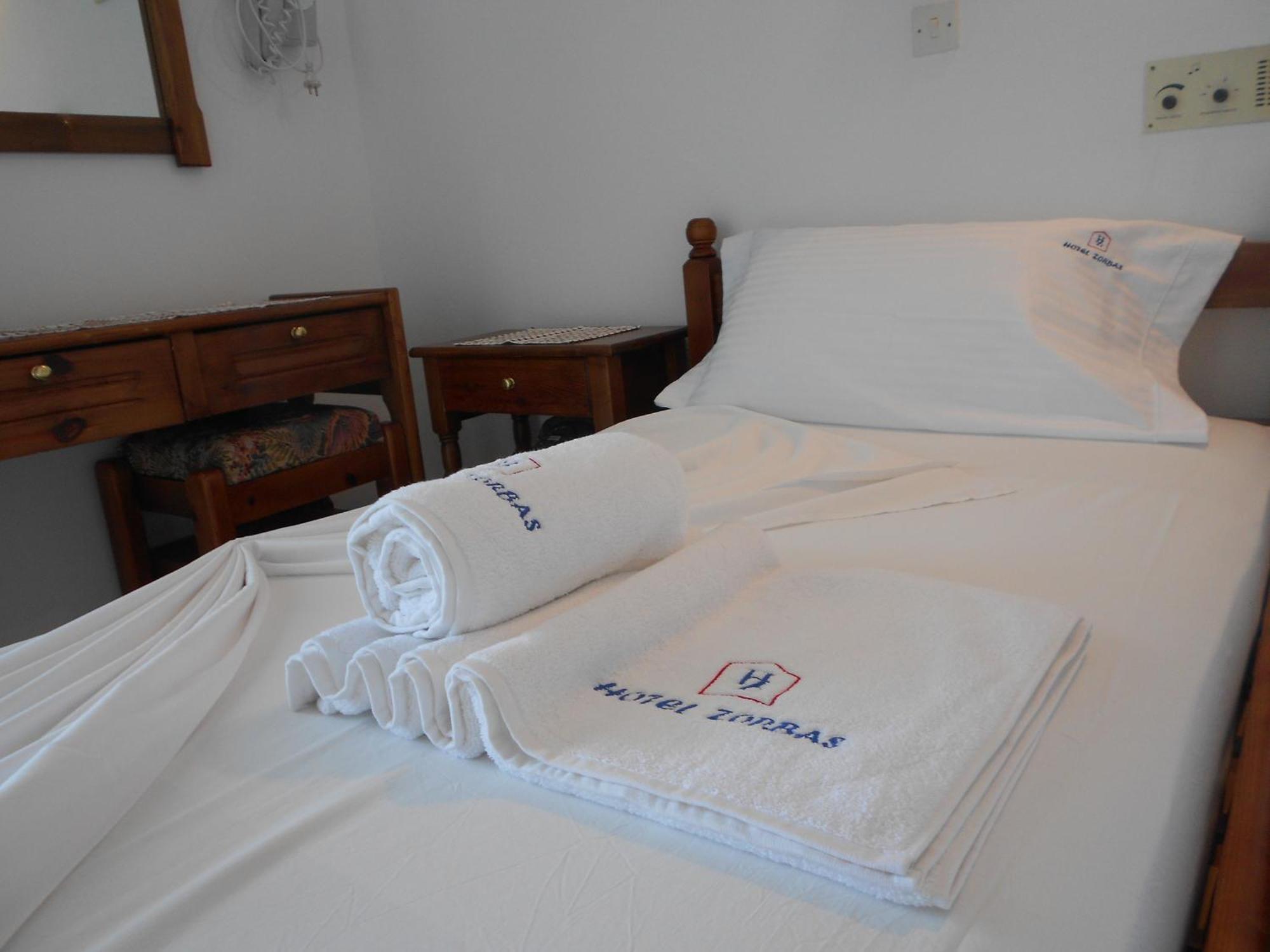Zorbas Hotel Pythagóreion Cameră foto